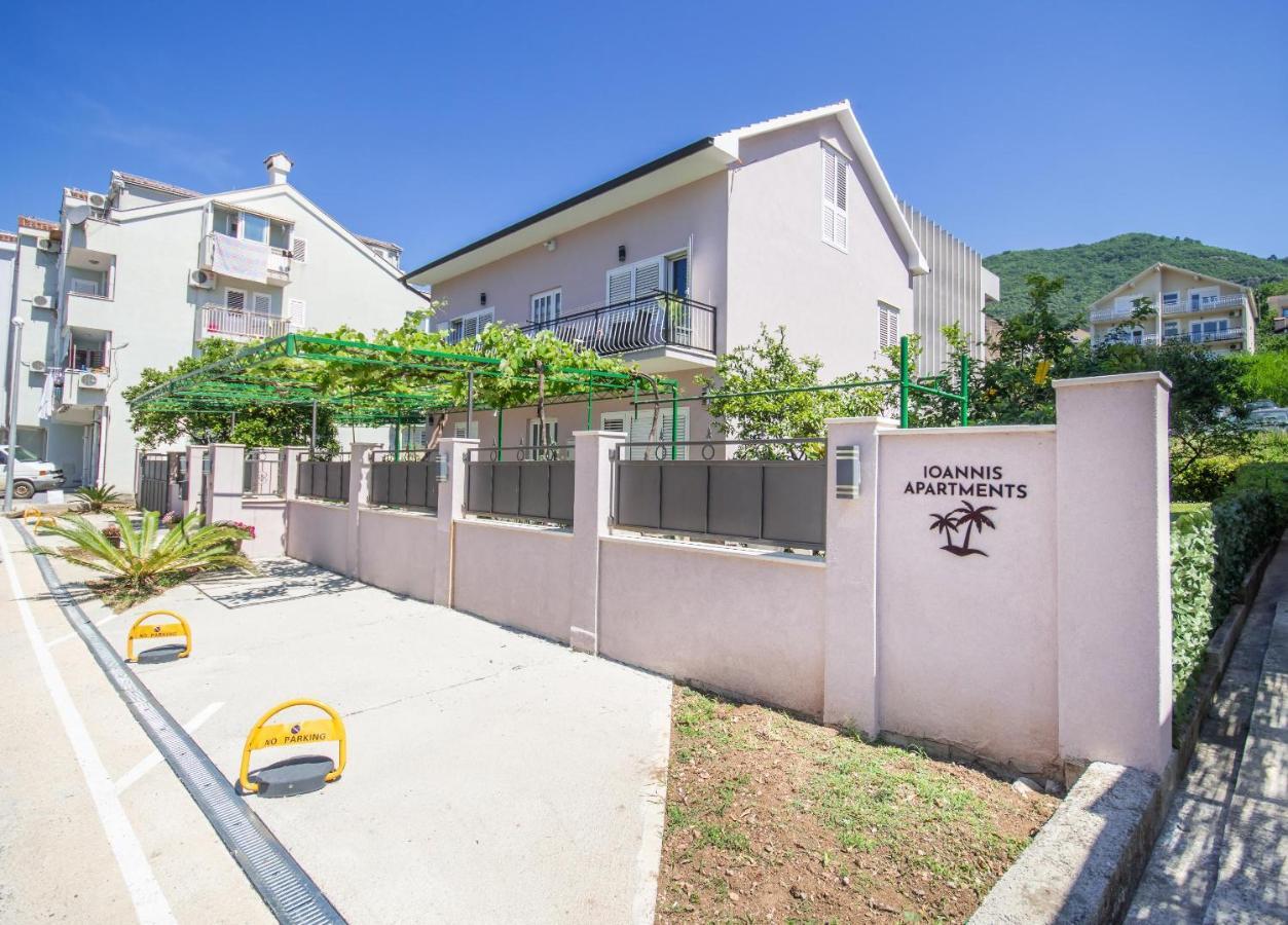 Ioannis Apartments 티바트 외부 사진